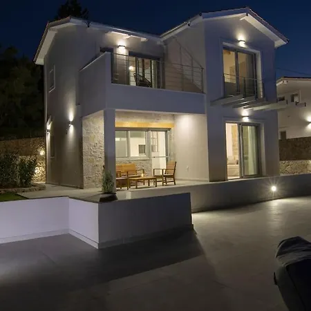 Ionion Theasis Kallisti Villa Cukaládesz