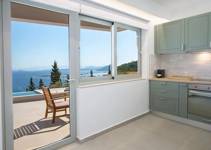 Ionion Theasis Kallisti *