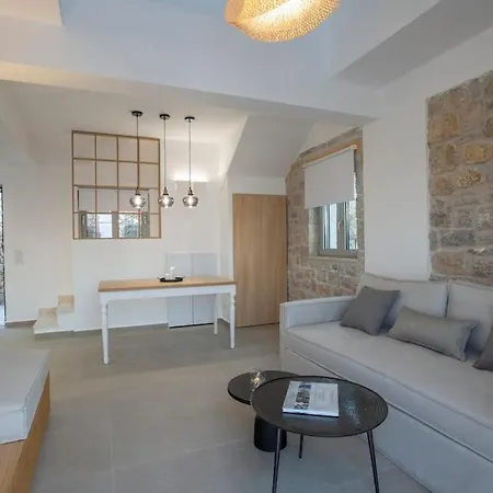 Ionion Theasis Kallisti Villa Tsoukaladhes