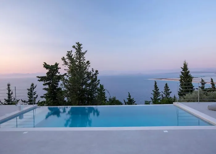 Ionion Theasis Kallisti Tsoukaladhes